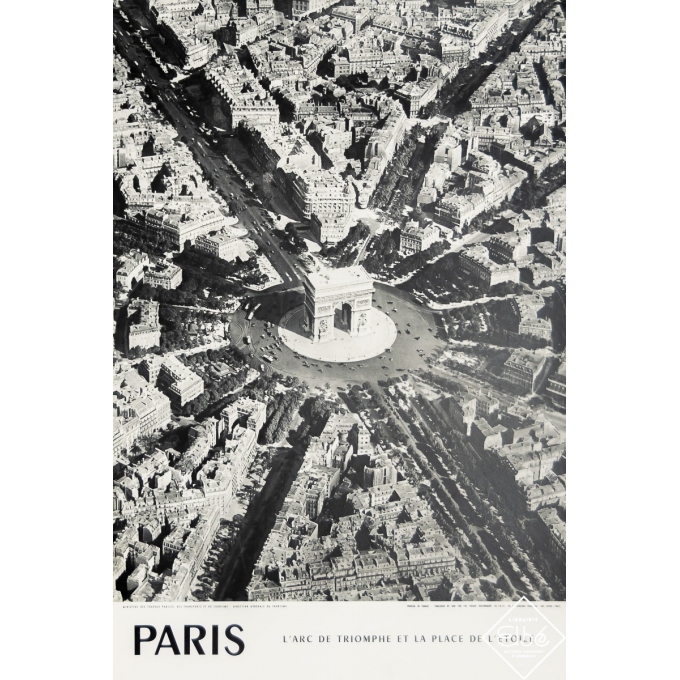 Affiche ancienne - Circa 1960 - Paris - l'Arc de Triomphe et la Place de l'Etoile - 60 par 40,5 cm